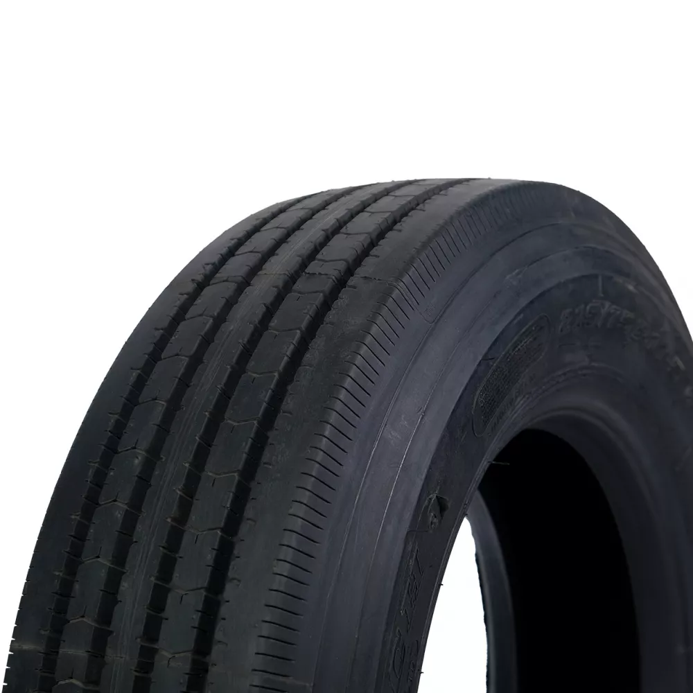 Грузовая шина 215/75 R17,5 Long March LM-216 16PR в Чусовом