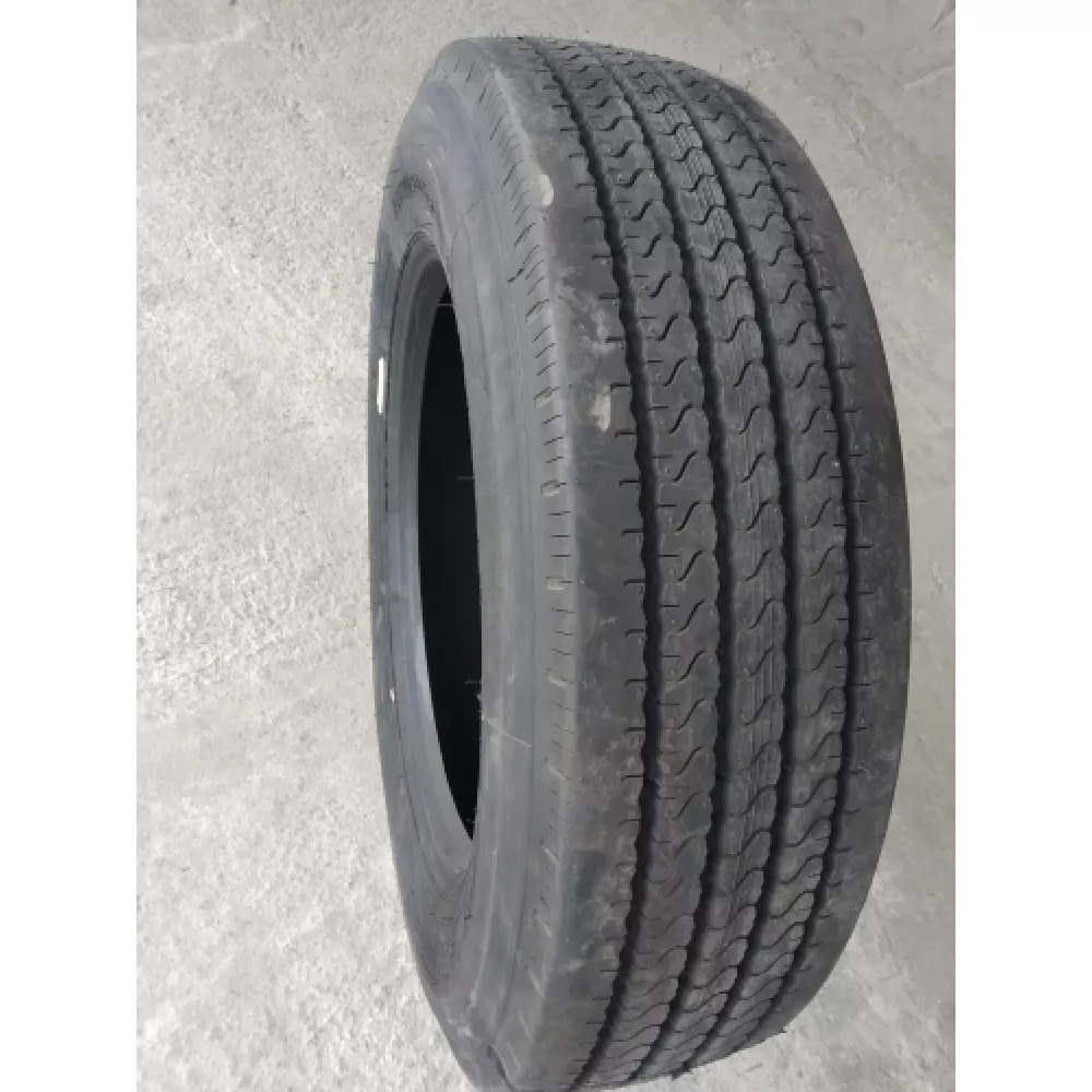 Грузовая шина 255/70 R22,5 Long March LM-120 16PR в Чусовом